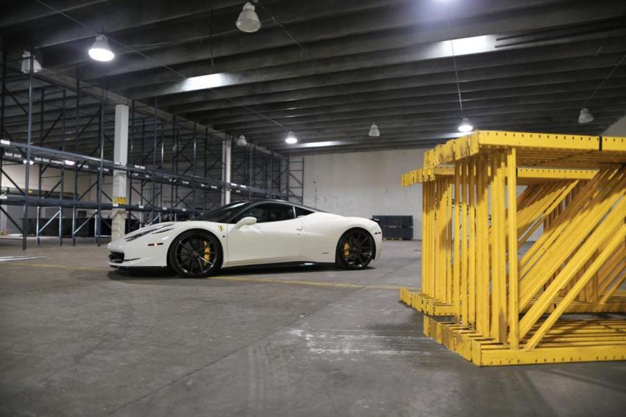  Ferrari 458 Italia with Vossen Wheels 2011 года  (фото 14 из 22)